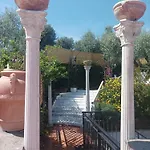 Homart Roof King Pensjonat