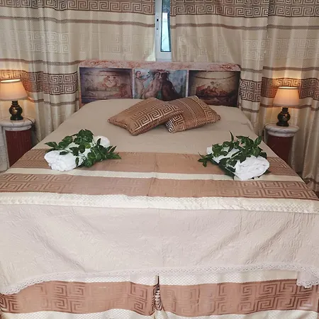 Homart Roof King Penzion 4*